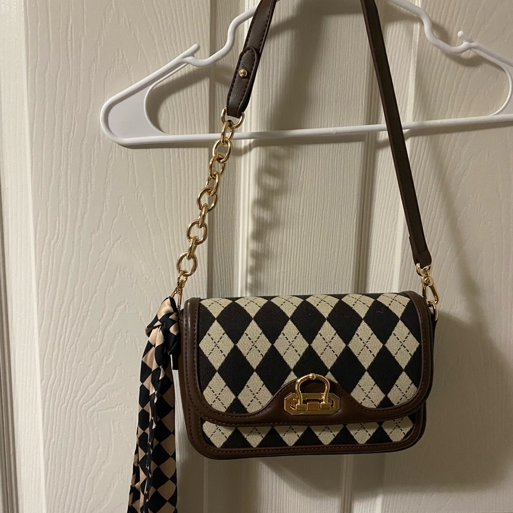 Brown and Cream Argyle Pattern Shoulder Bag - Picture 1 of 4